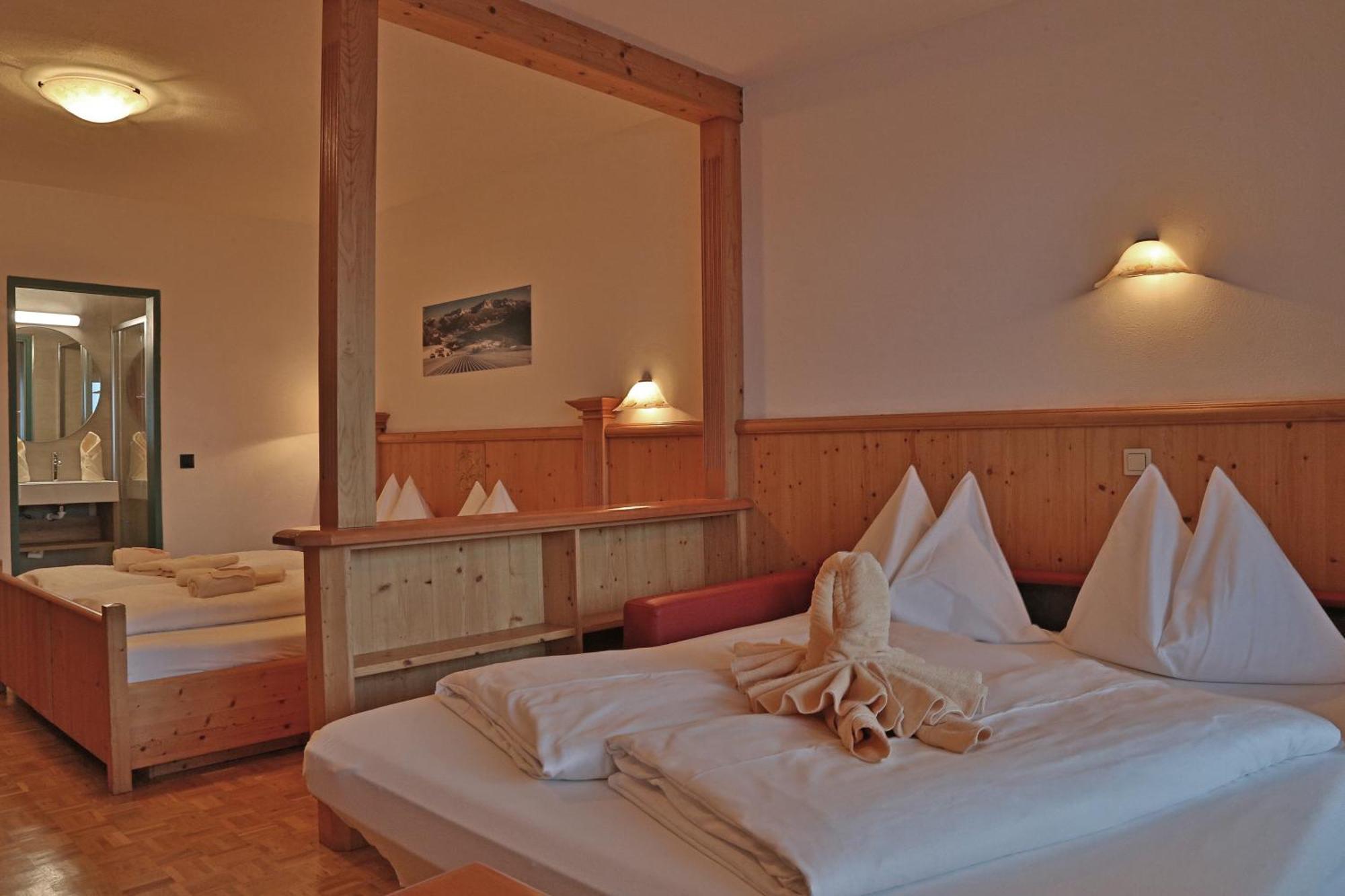 Aparthotel Paradies - Schrempfgut Flachau Exterior photo